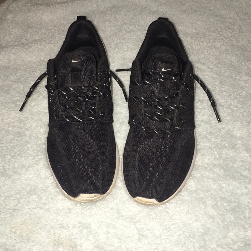Nike Women’s Roshe